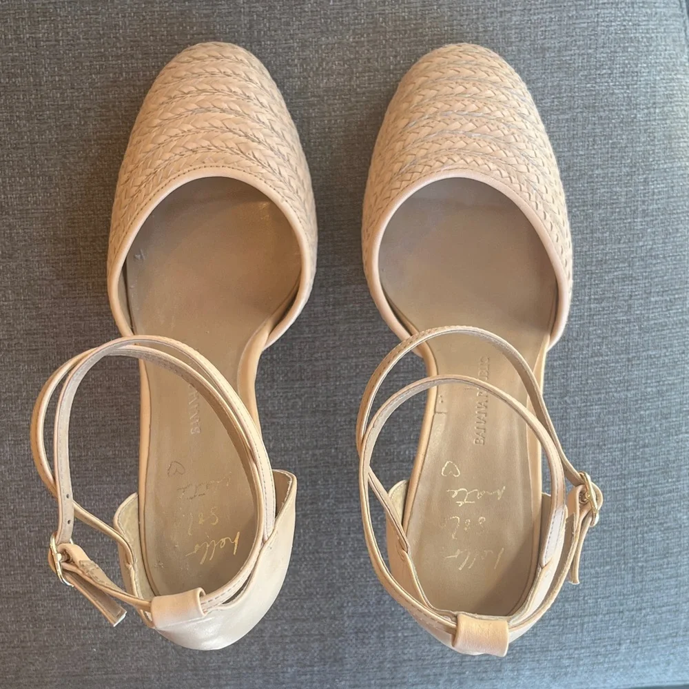 Worn 1x Banana Republic Women's beige stilettos- like new/ excellent condition - Picture 6 of 10